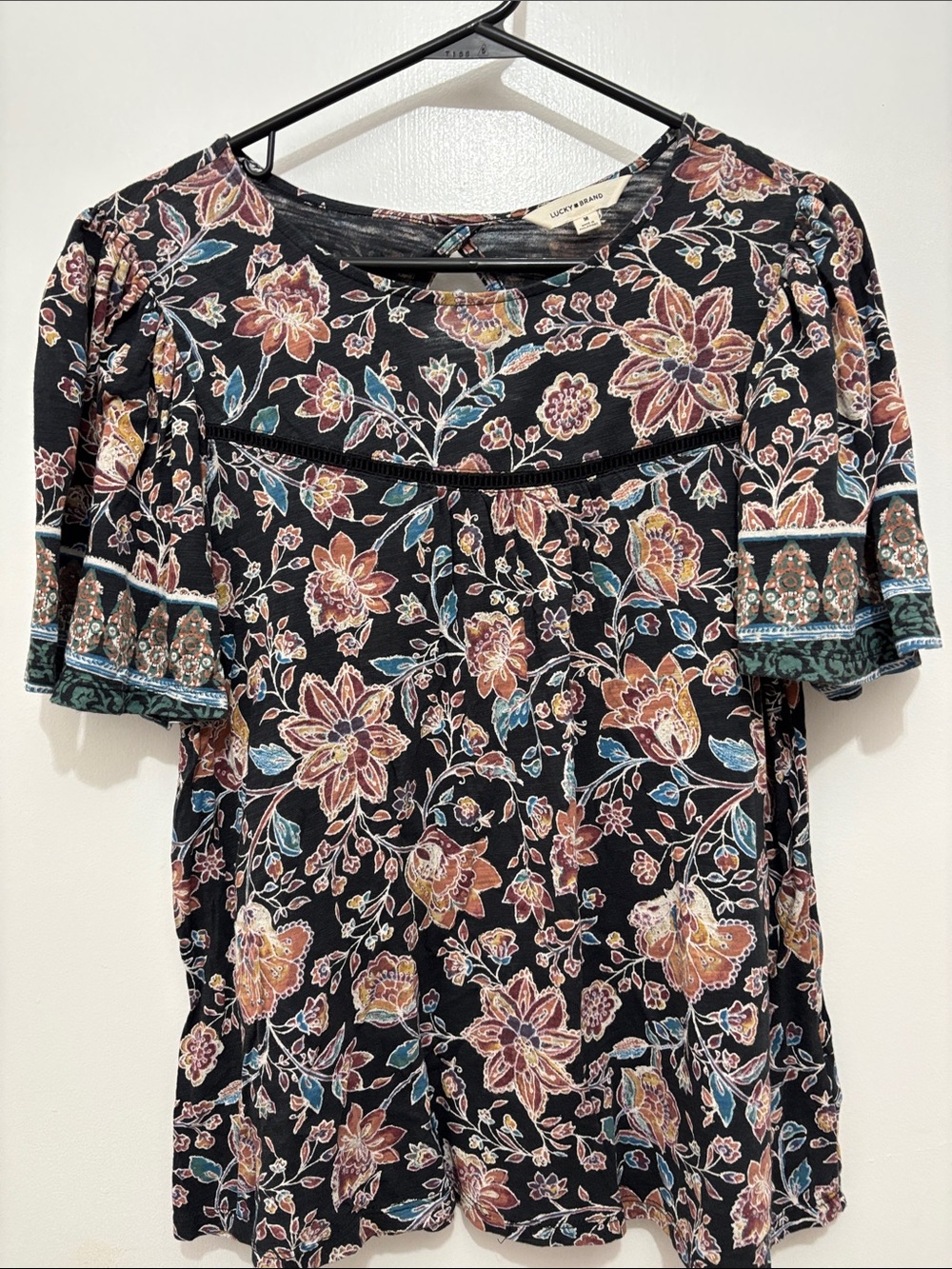 Lucky Brand Black Floral Short Sleeve Tunic with Teal Accents  Sz M